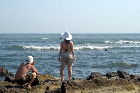 06_0810_u2.jpg