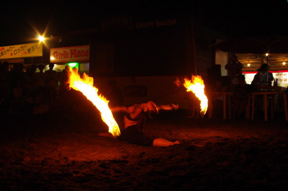 Fire Show Poaris_02.jpg