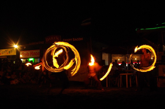 Fire Show Poaris_04.jpg