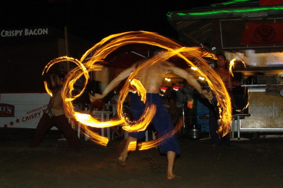Fire Show Poaris_06.jpg
