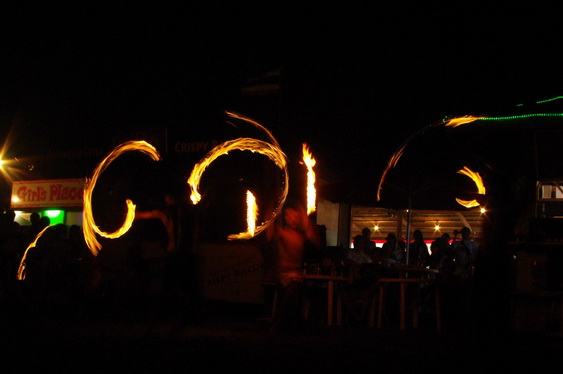 Fire Show Poaris_07.jpg