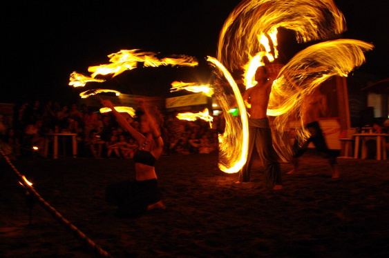 Fire Show Poaris_17.jpg