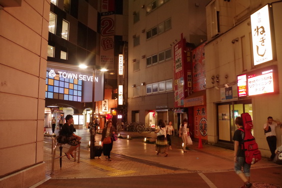 荻窪駅前の闇市跡_03.jpg