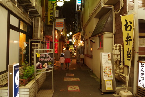 荻窪駅北口の荻窪銀座街_03.jpg